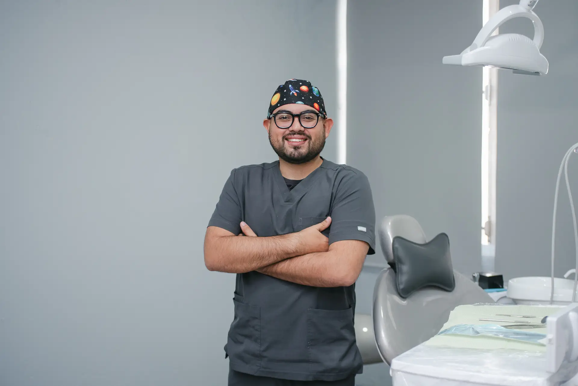 Dr. Raúl Alejandro Romero, odontólogo de Dental Romero